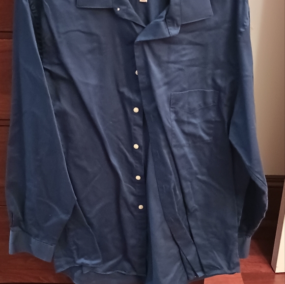 Bundle of 20 men's/teen boy shirts for less than Savers! - Picture 14 of 16
